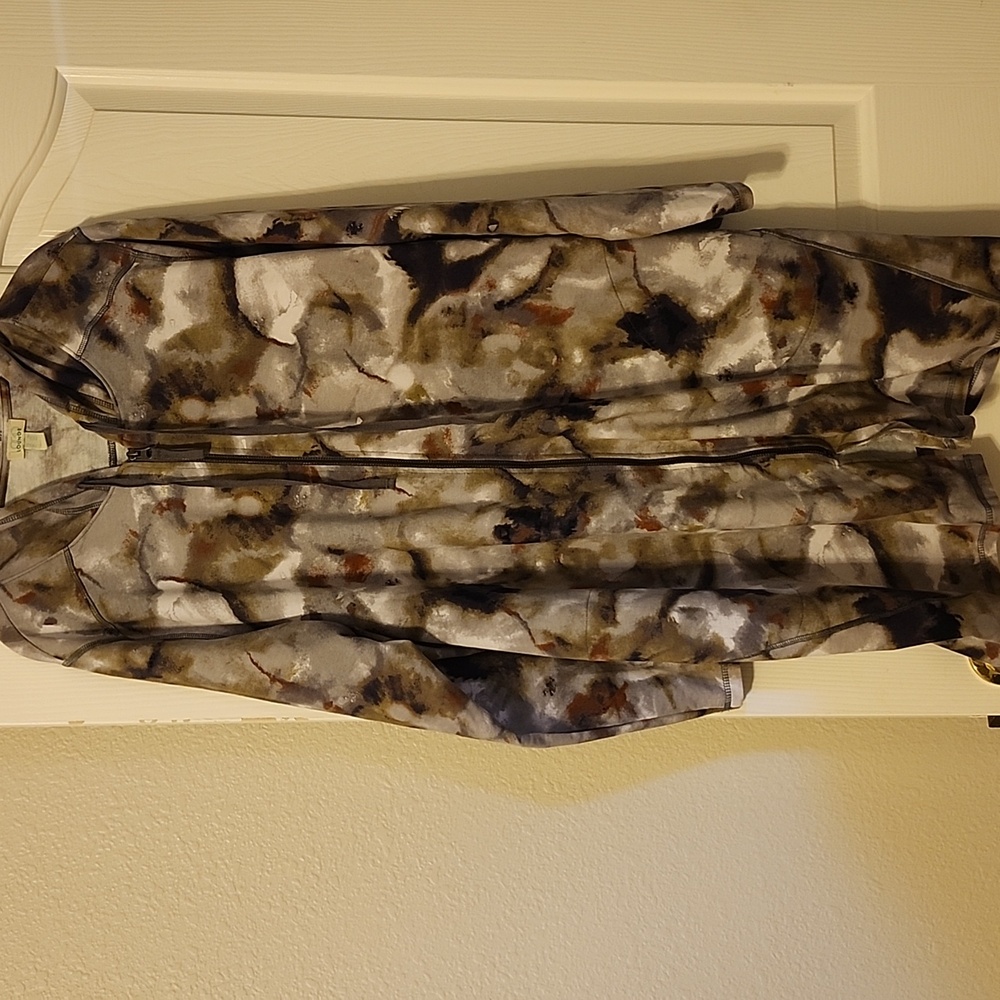 LOGO Lounge Camouflage Long Jacket